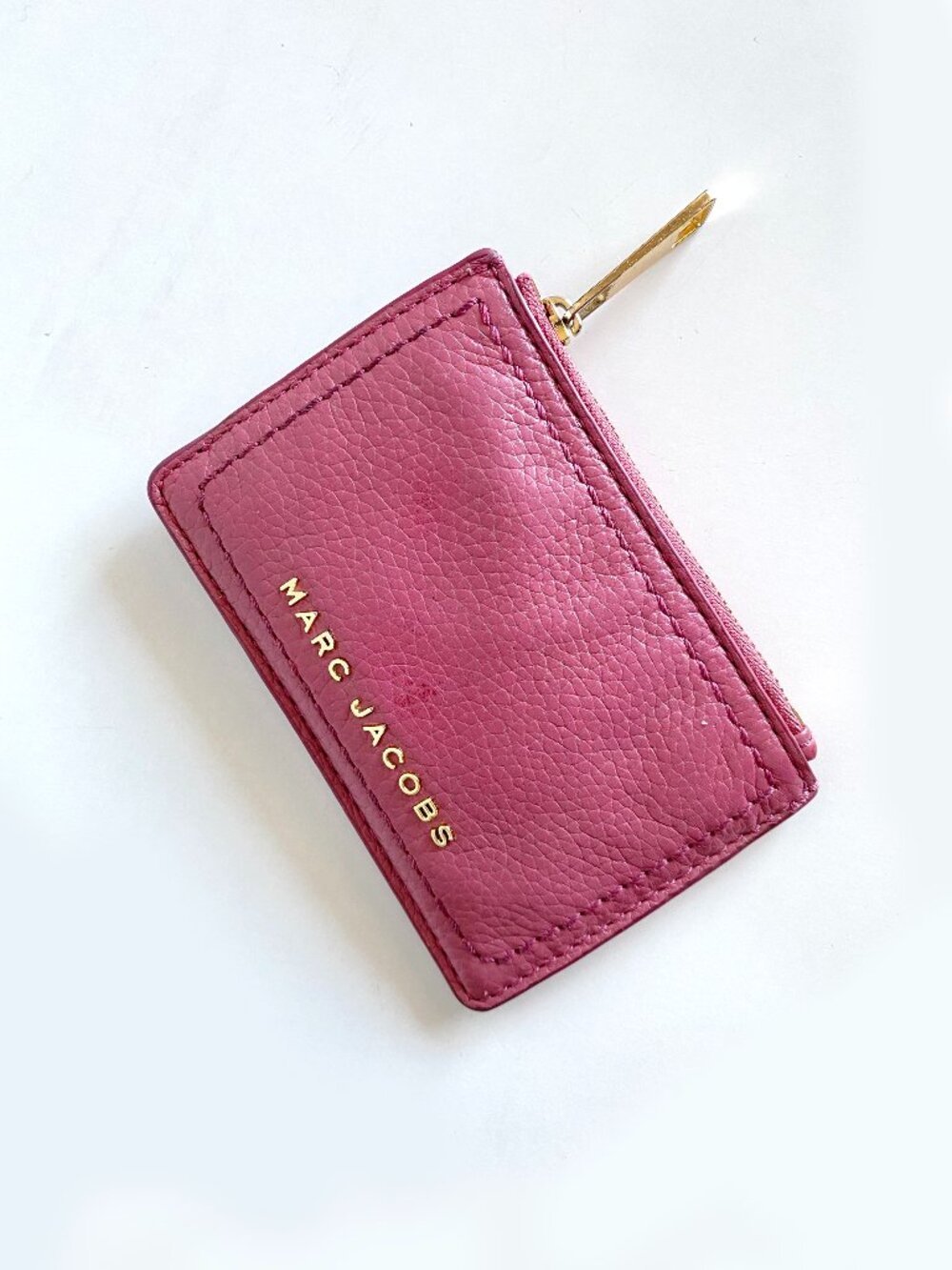Marc Jacobs The Groove Zip Top Wallet in Bashful